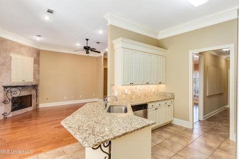 1413 Fontaine Dr, Jackson, MS 39211 photo 12