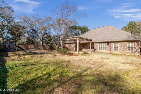 1413 Fontaine Dr, Jackson, MS 39211 photo 4