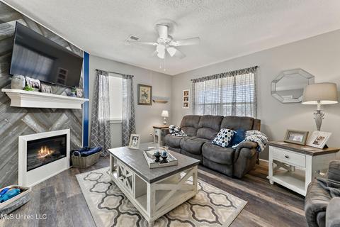 199 John Willis Rd, Wiggins, MS 39577 photo 3