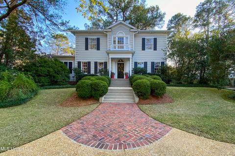 263 Ridge Dr, Jackson, MS 39216 photo 1