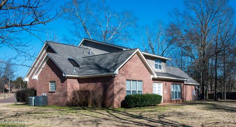 931 Rutherford Dr, Jackson, MS 39206 photo 2
