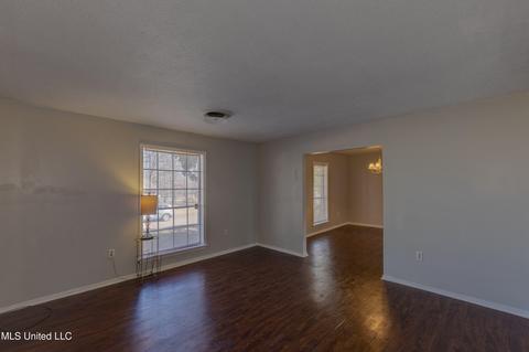 1224 Pineview Dr, Clinton, MS 39056 photo 5