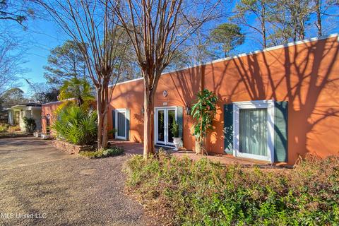 1620 Kent Ave, Jackson, MS 39211 photo 1