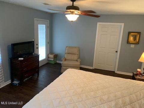 107 N Fifth St, Wiggins, MS 39577 photo 10