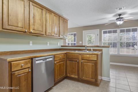 2118 Sampras Blvd, Vancleave, MS 39565 photo 11