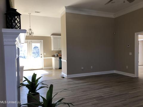 608 E Abbey Pl, Brandon, MS 39047 photo 12