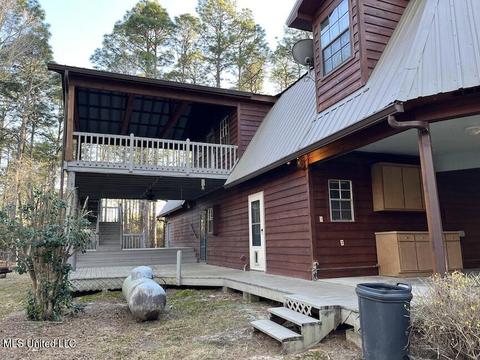 66 Bluff Creek Rd, Wiggins, MS 39577 photo 3