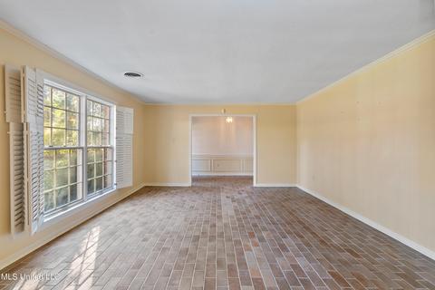 5430 Saratoga Dr, Jackson, MS 39211 photo 10