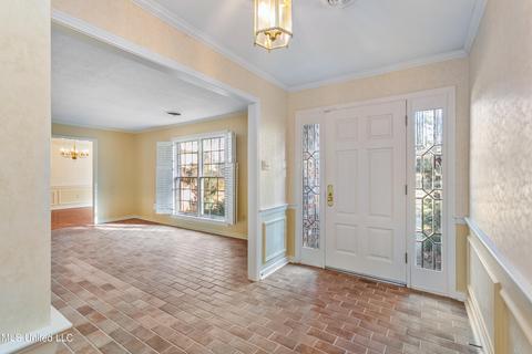 5430 Saratoga Dr, Jackson, MS 39211 photo 8