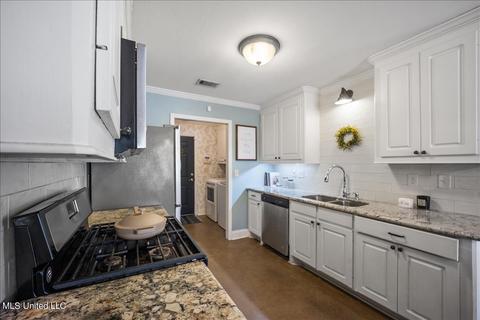 224 Terry Brook Dr, Terry, MS 39170 photo 4
