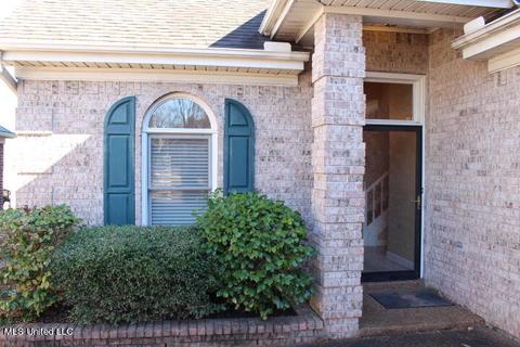 6468 Cheyenne Dr, Olive Branch, MS 38654 photo 2