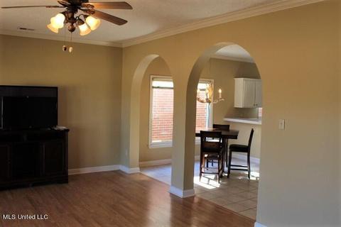 6468 Cheyenne Dr, Olive Branch, MS 38654 photo 7