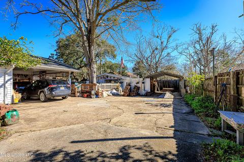 4606 Briggs St, Moss Point, MS 39563 photo 4