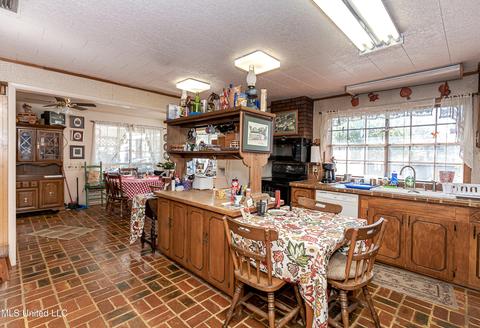 4606 Briggs St, Moss Point, MS 39563 photo 37