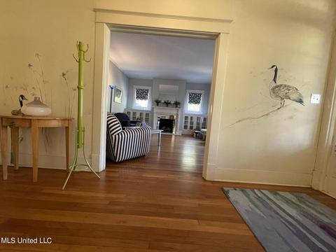 785 Gillespie St, Jackson, MS 39202 photo 5