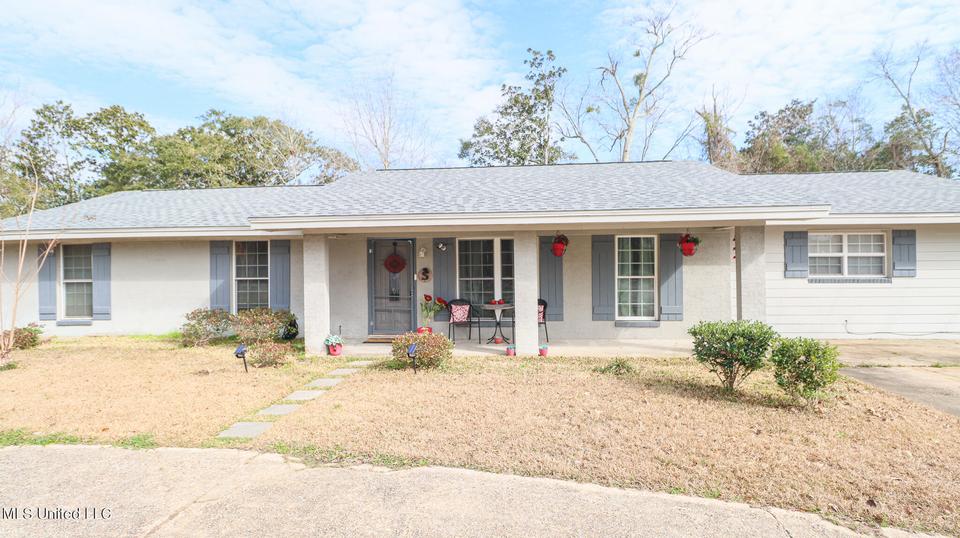 2255 Popps Ferry Rd, Biloxi, MS 39532 14 Photos MLS 4009435 Movoto