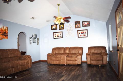 154 Don Barton Rd, Lucedale, MS 39452 photo 6