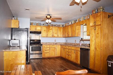 154 Don Barton Rd, Lucedale, MS 39452 photo 8