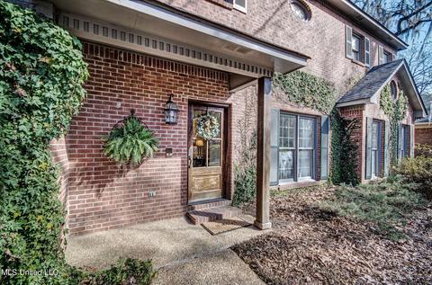 1 Avery Cir, Jackson, MS 39211 photo 4
