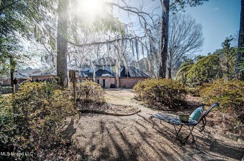 1 Avery Cir, Jackson, MS 39211 photo 8