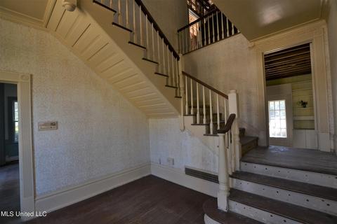 3615 Hawthorn Dr, Jackson, MS 39216 photo 5