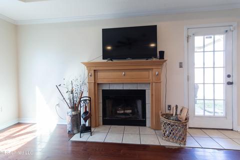 450 Pinecrest Cir, Long Beach, MS 39560 photo 4