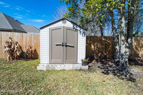 450 Pinecrest Cir, Long Beach, MS 39560 photo 24