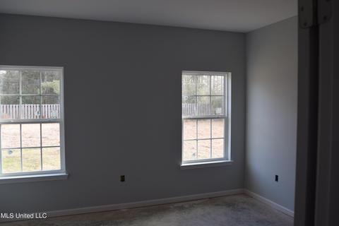 23 Meadow Path Cir, Picayune, MS 39466 photo 9