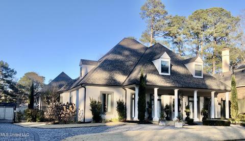 1440 Highland Park Dr, Jackson, MS 39211 photo 1
