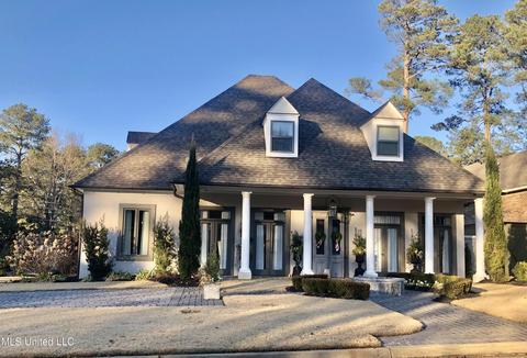 1440 Highland Park Dr, Jackson, MS 39211 photo 2