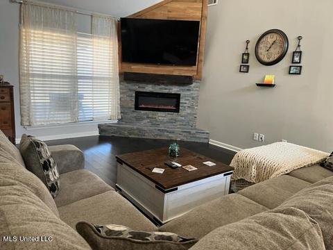 3841 E Mitchells Corner Rd, Olive Branch, MS 38654 photo 4