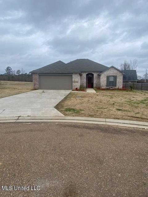 93 Antler Cv, Terry, MS 39170 photo 1