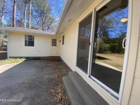 1914 Cherokee Dr, Jackson, MS 39211 photo 4