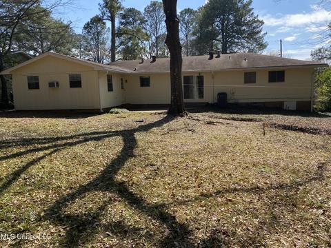 1914 Cherokee Dr, Jackson, MS 39211 photo 7