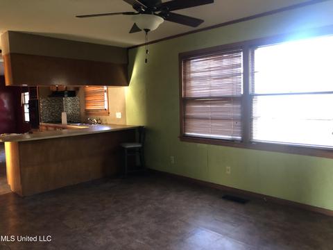 1880 Camellia Ln, Jackson, MS 39204 photo 10