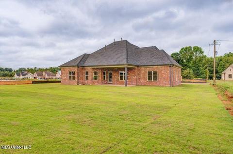 1744 Bristol Dr, Nesbit, MS 38651 photo 29
