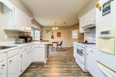 4 Regency Dr, Long Beach, MS 39560 photo 21