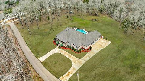 536 Viewpointe Way, Clinton, MS 39056 photo 5