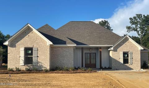 116 Catherine Blvd, Clinton, MS 39056 photo 1