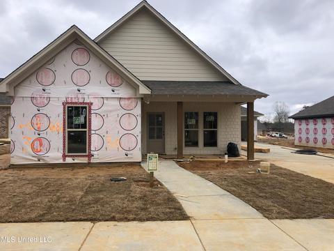 841 Long Leaf Cir, Brandon, MS 39042 photo 1