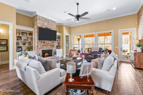 1254 E Deer Ridge Rdg, Brandon, MS 39042 photo 8