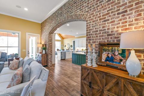 1254 E Deer Ridge Rdg, Brandon, MS 39042 photo 14