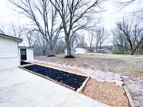 7595 Stateline Rd, Olive Branch, MS 38654 photo 3