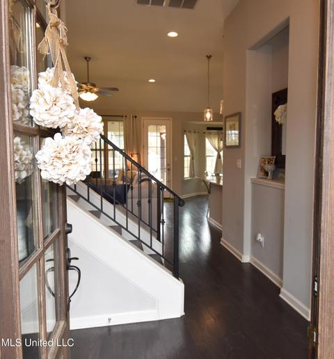 5571 Stonecrest Dr, Olive Branch, MS 38654 photo 11