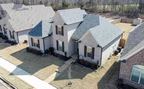 5571 Stonecrest Dr, Olive Branch, MS 38654 photo 1