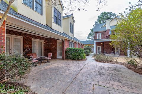 390 Johnstone Dr, Madison, MS 39110 photo 17