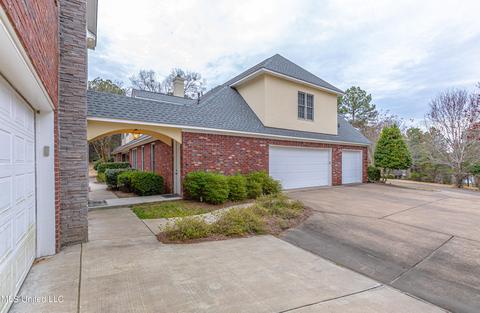 390 Johnstone Dr, Madison, MS 39110 photo 7