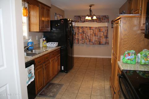 4590 Pleasant Hill Rd, Nesbit, MS 38651 photo 4