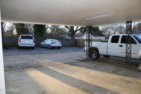 4590 Pleasant Hill Rd, Nesbit, MS 38651 photo 8