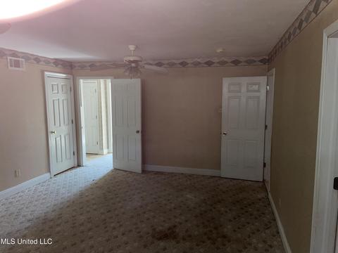 38 Oak Ln, Collins, MS 39428 photo 7